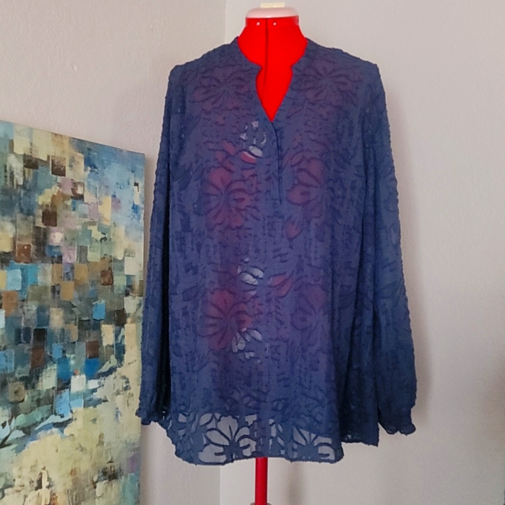 NWT Lane Bryant long sleeve lace/burnout blouse